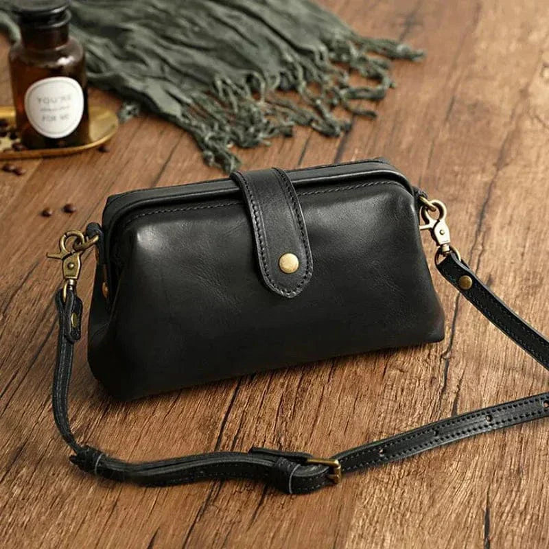 Ivy - Mini kožená crossbody kabelka