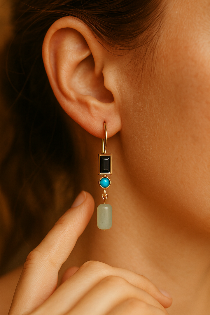 Cordula | Elegantní tenké náušnice ve tvaru kapky