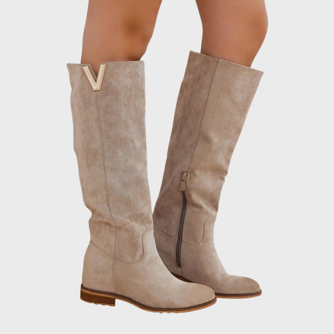 Luna | Lenka – Elegantní kotníkové boty s vnitřním klínem