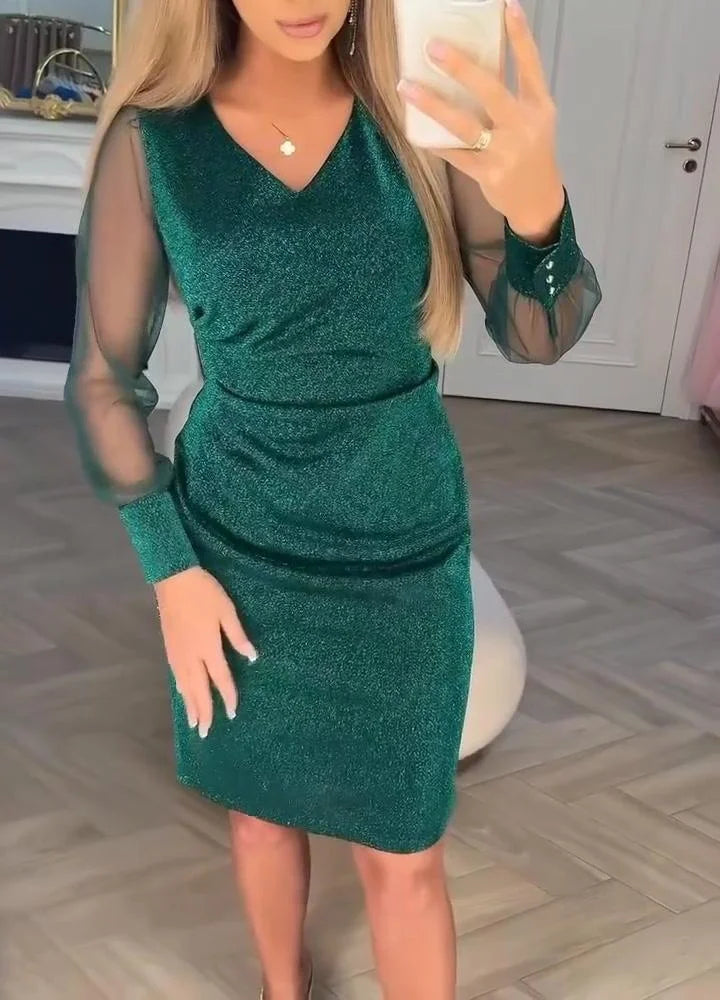 Luna | Třpytivé šaty s výstřihem do V a tylovými rukávy ✨